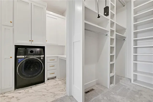 $1,071,319 | 17308 Earnshaw Street, Overland Park, KS 66221