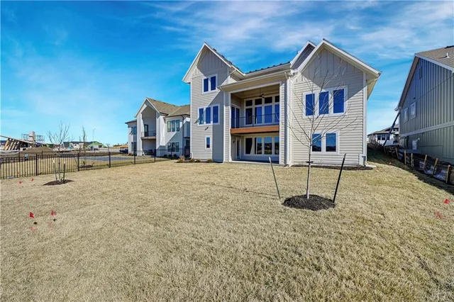 $1,071,319 | 17308 Earnshaw Street, Overland Park, KS 66221