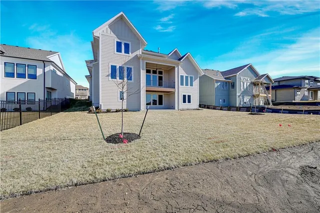 $1,071,319 | 17308 Earnshaw Street, Overland Park, KS 66221