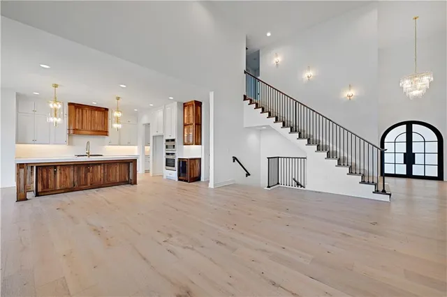 $1,071,319 | 17308 Earnshaw Street, Overland Park, KS 66221