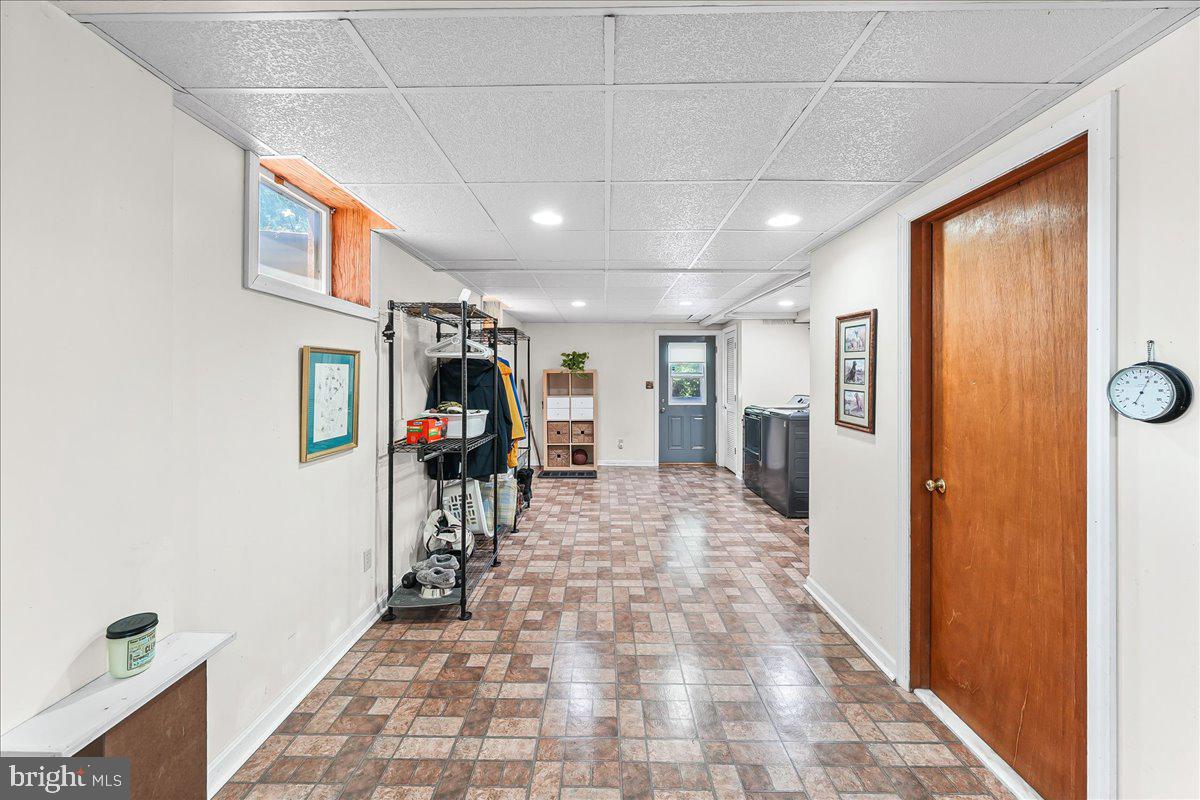 207 West Woodview Road West Grove, PA 19390 - Photo 31 of 34