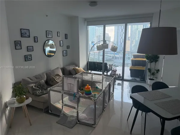 $3,450 | 350 South Miami Avenue, Unit 1605, Miami, FL 33130