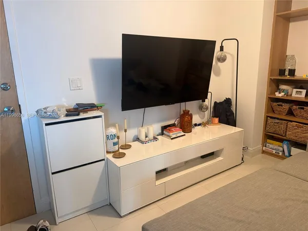 $3,450 | 350 South Miami Avenue, Unit 1605, Miami, FL 33130