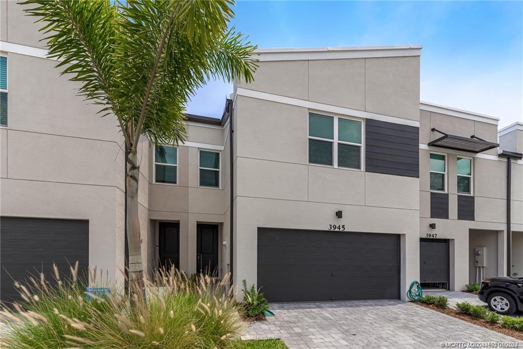 3945 Southeast Mentmore Ln  