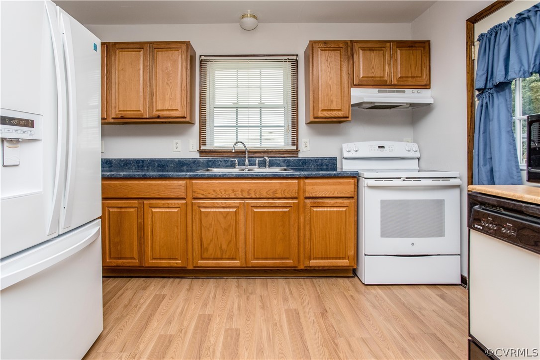 4281 Laurel Oak Road North Chesterfield, VA 23237 - Photo 3 of 16 Gallery Image 3