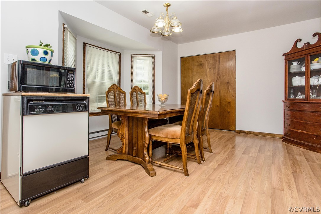 4281 Laurel Oak Road North Chesterfield, VA 23237 - Photo 4 of 16 Gallery Image 4