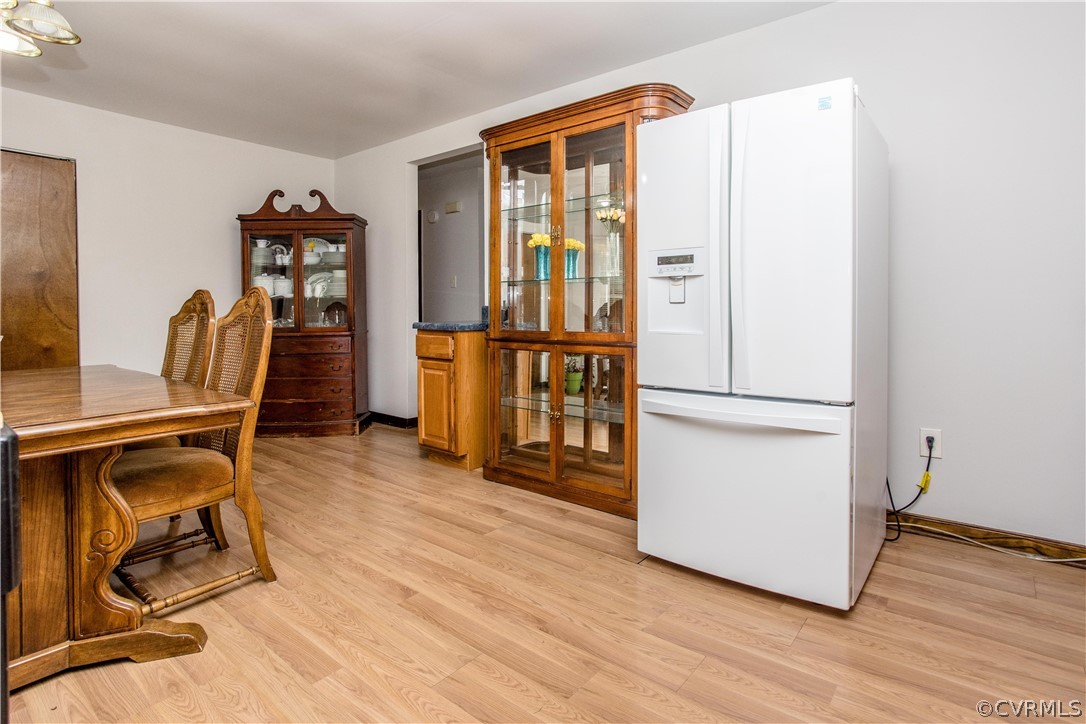 4281 Laurel Oak Road North Chesterfield, VA 23237 - Photo 5 of 16 Gallery Image 5