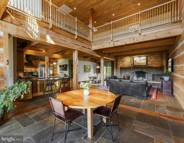 a view of a pathway of a park