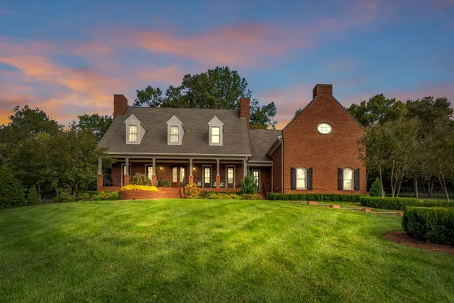$2,199,900 | 2449 Durham Manor Drive, Franklin, TN 37064