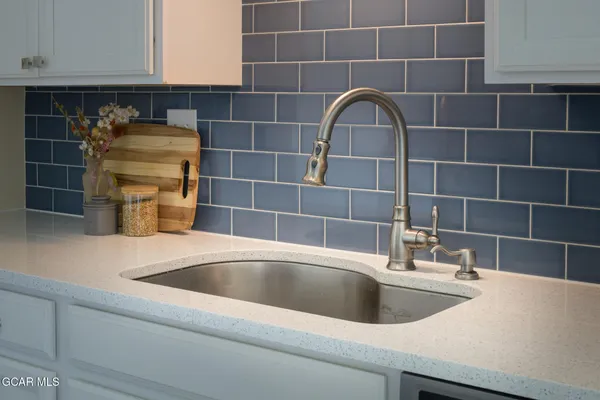 a close view of sink and tap