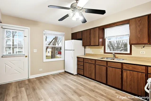 $295,000 | 1313 Cherokee Drive, Round Lake Beach, IL 60073