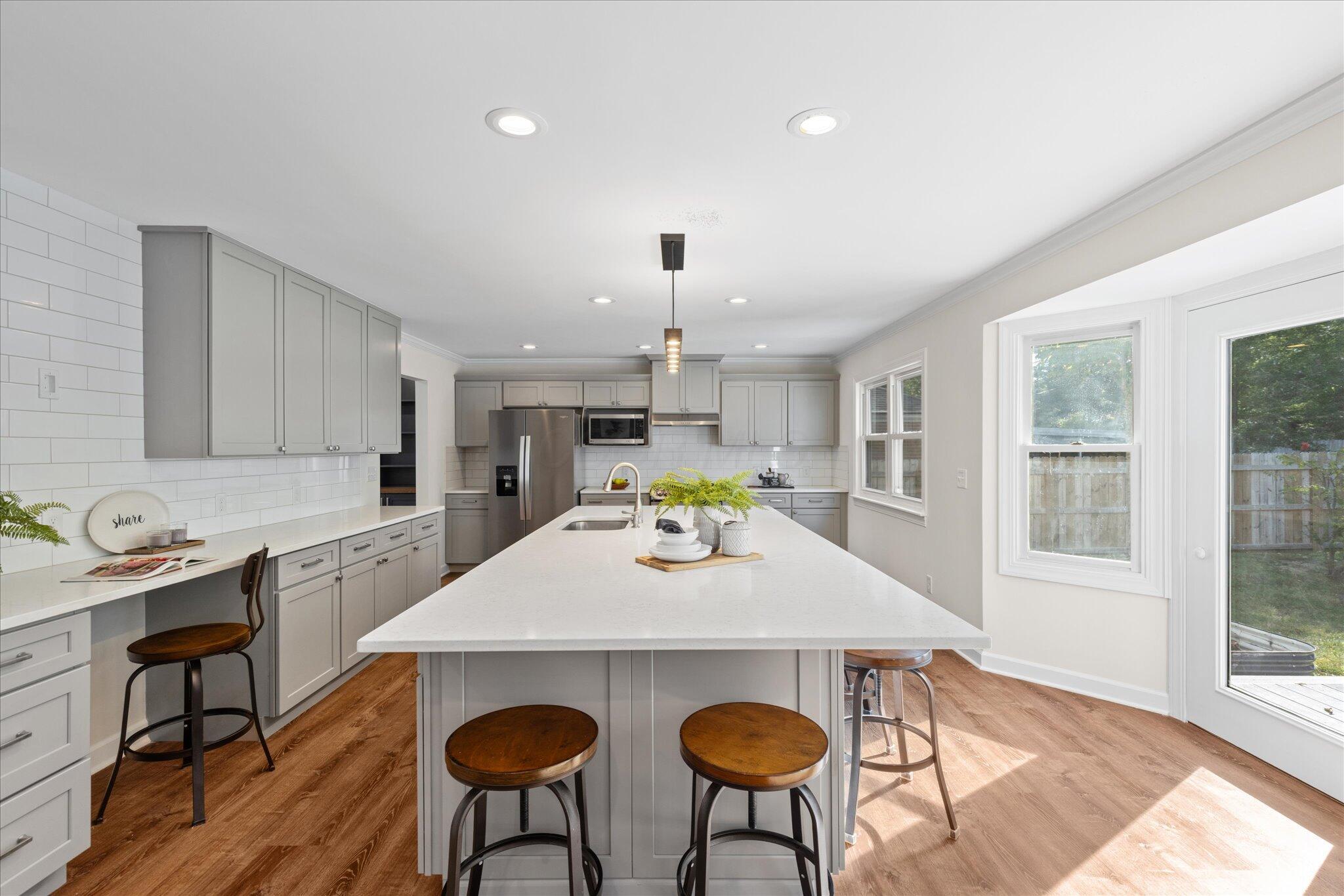 6041 Rocky Rill Road Columbus, OH 43235 - Photo 11 of 46 Another view of Kitchen