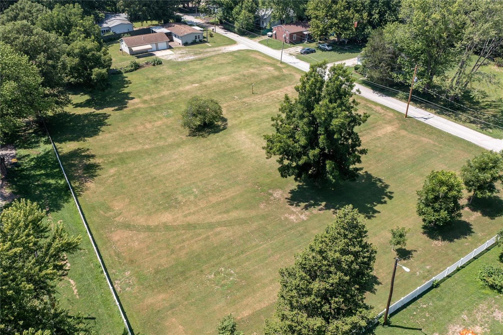 119 Booster Road O'Fallon, IL 62269 - Photo 5 of 24 Gallery Image 5
