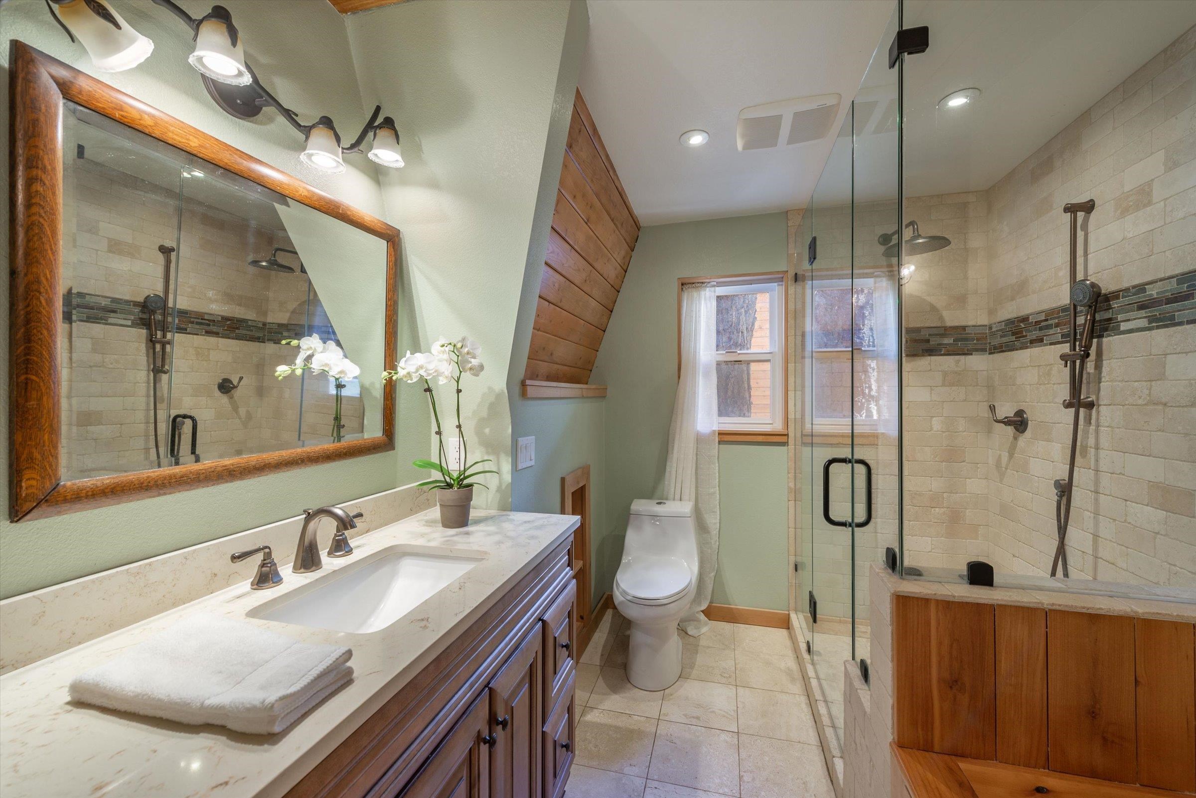 11515 Kitzbuhel Road Truckee, CA 96161 - Photo 17 of 21 Gallery Image 17