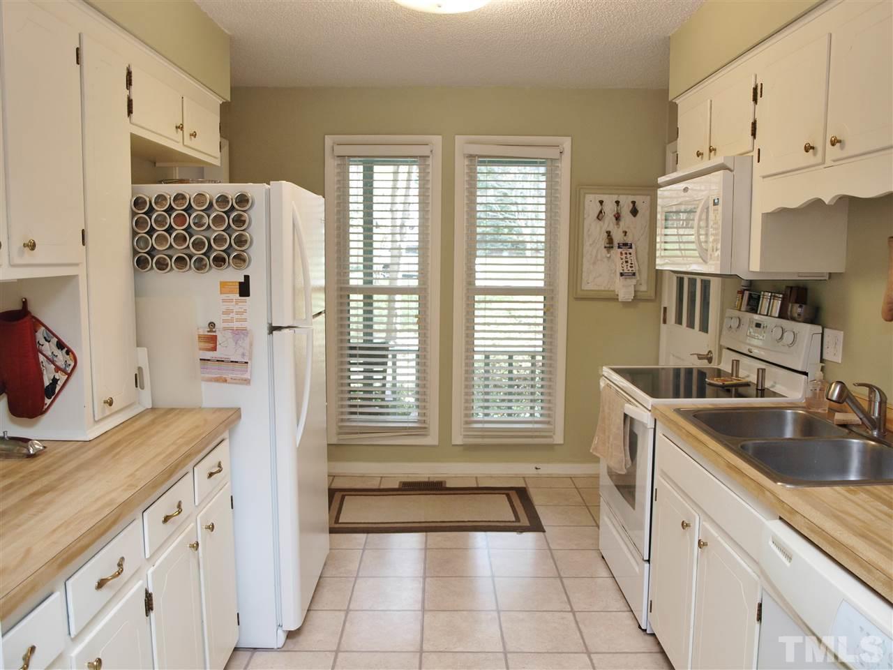 922 Ralph Drive Cary, NC 27511 - Photo 10 of 20