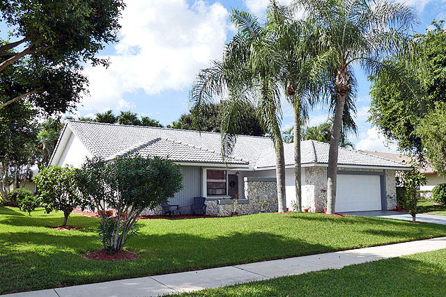 17291 Lake Park Road Boca Raton, FL 33487 - Photo 1 of 30 Exterior Front 1
