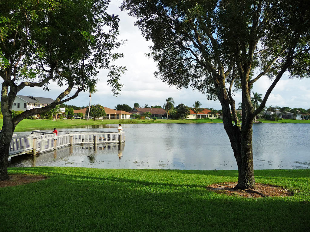 17291 Lake Park Road Boca Raton, FL 33487 - Photo 30 of 30 Community Dock