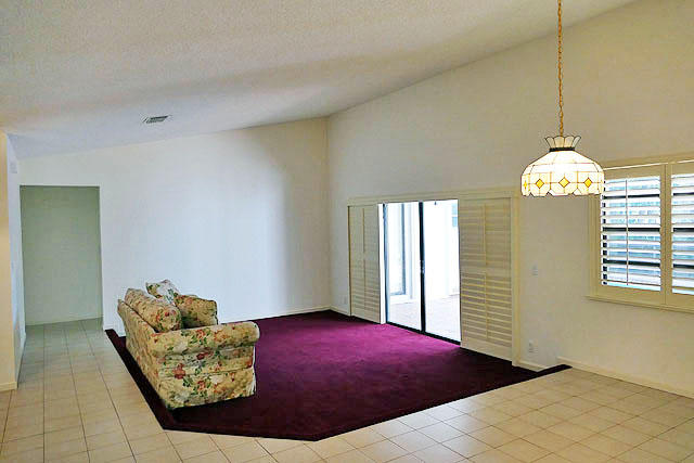 17291 Lake Park Road Boca Raton, FL 33487 - Photo 5 of 30 Living Room