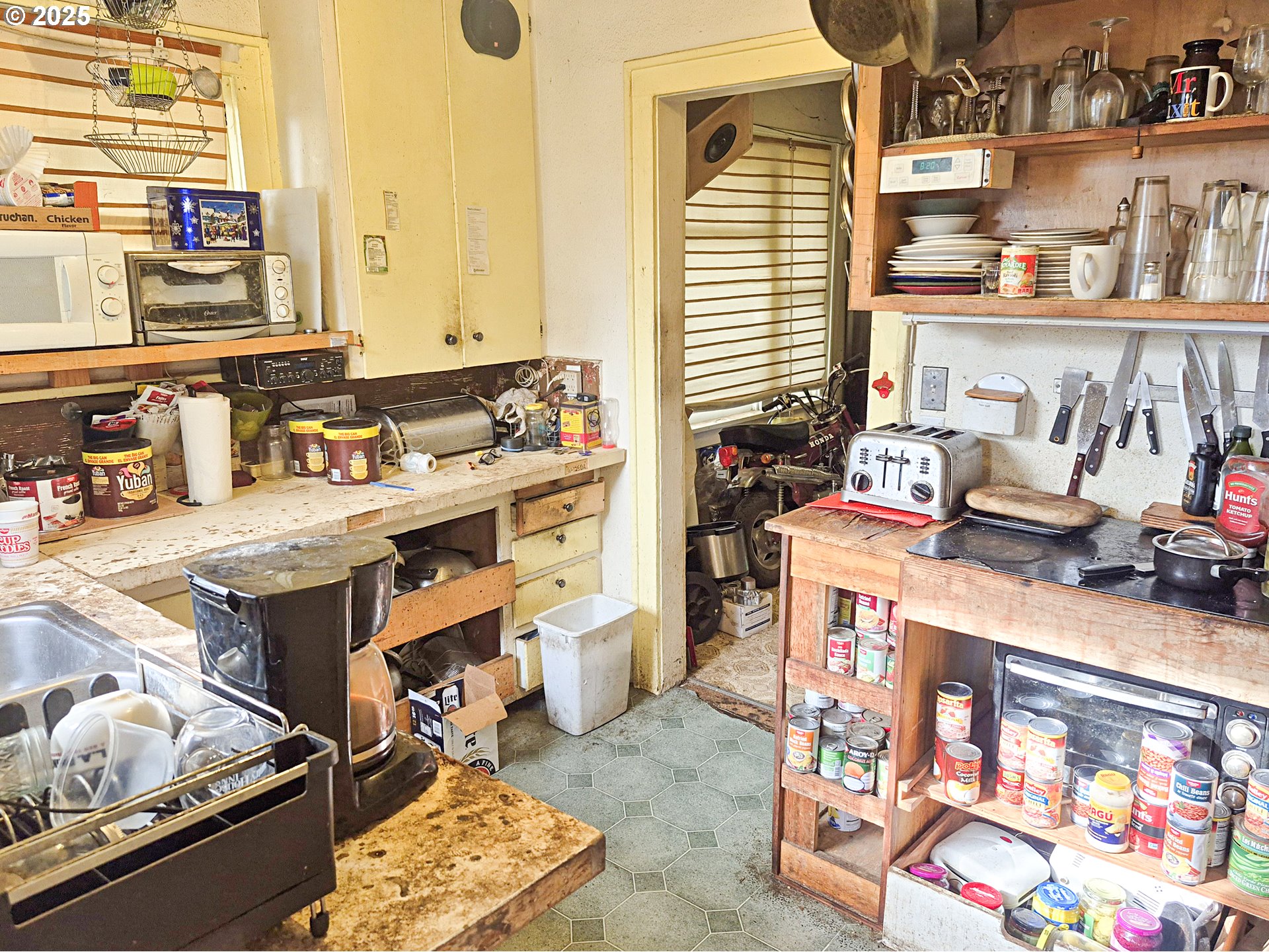 617 G Street Springfield, OR 97477 - Photo 9 of 26 a room with storage and utility