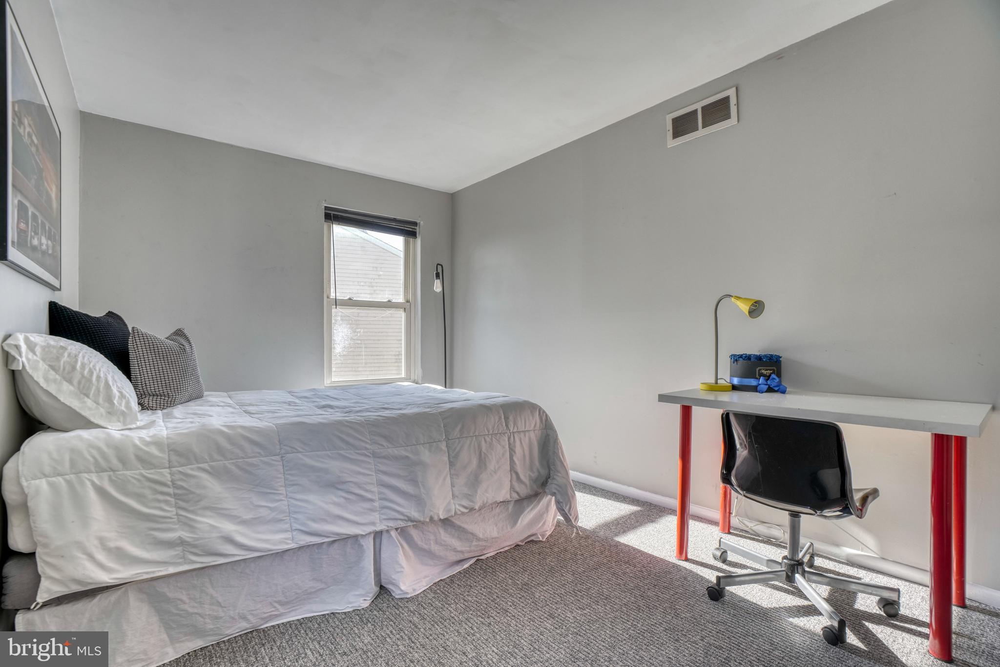 9013 Moonstone Road Nottingham, MD 21236 - Photo 24 of 39 3rd bedroom