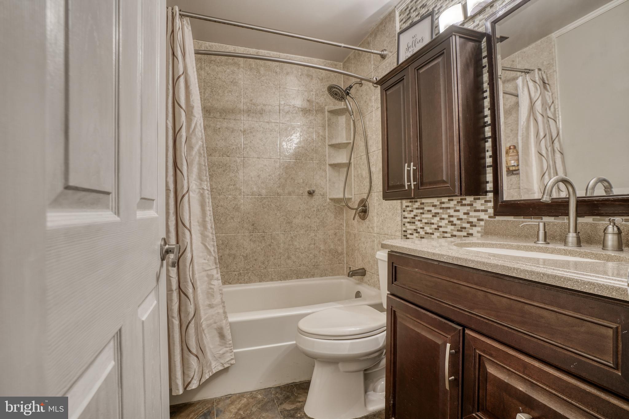 9013 Moonstone Road Nottingham, MD 21236 - Photo 25 of 39 Updated full bath
