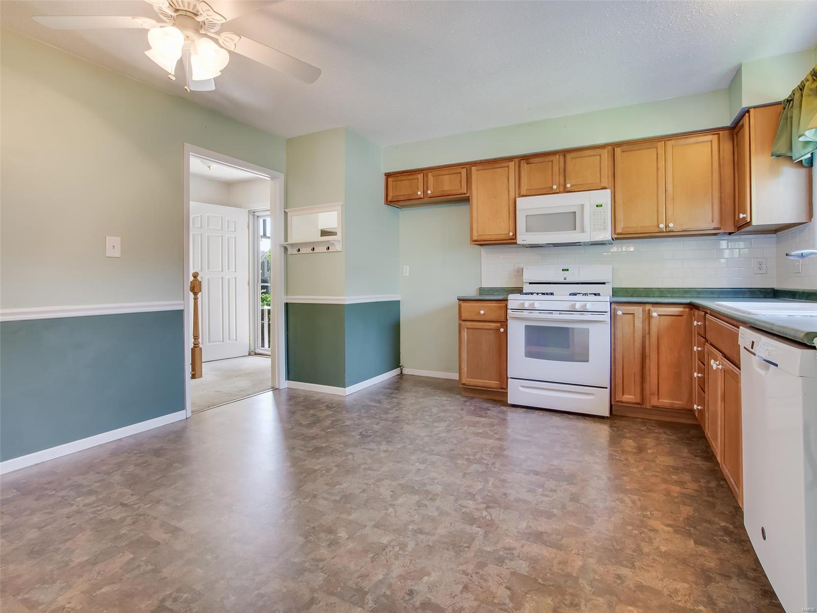 1343 Culpepper Ridge Drive Ballwin, MO 63021 - Photo 10 of 22 Gallery Image 10