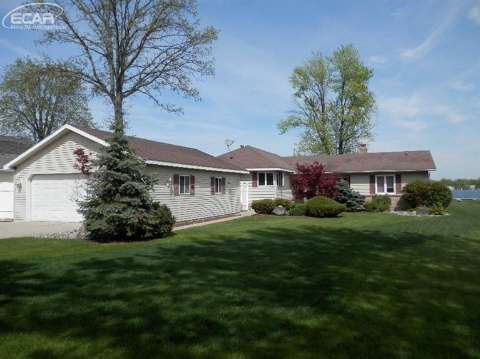 12059 Torrey Road Fenton, MI 48430 - Photo 18 of 18 20438515-17.JPG