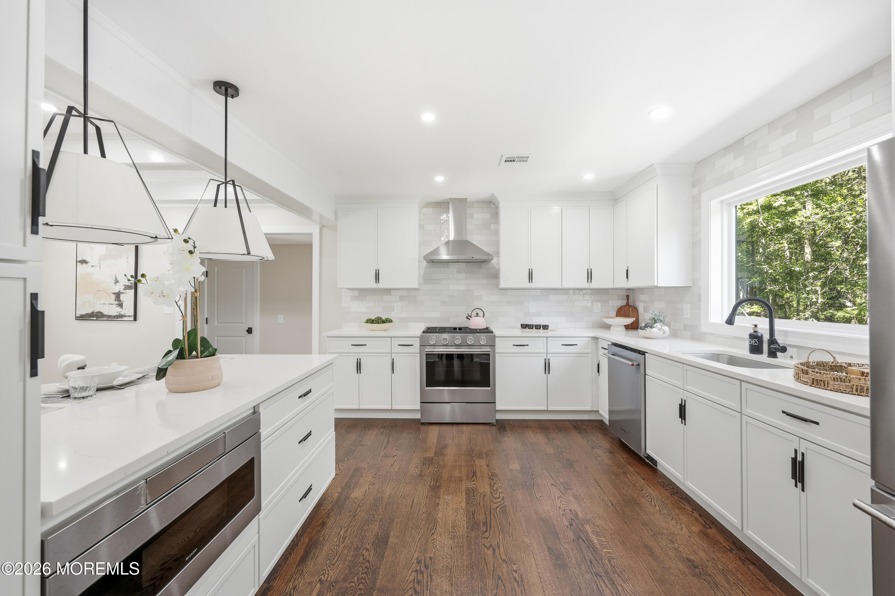 169 Pelican Road Middletown, NJ 07748 - Photo 22 of 49 LPM_5772