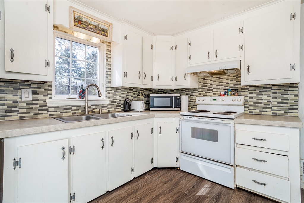 30 South Meadow Road Lancaster, MA 01523 - Photo 11 of 36 Gallery Image 11