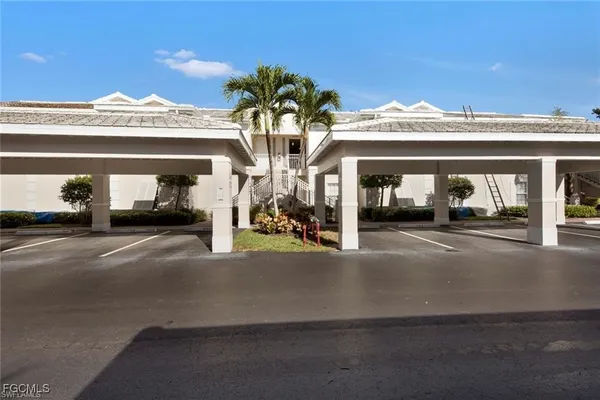a view of a building entrance