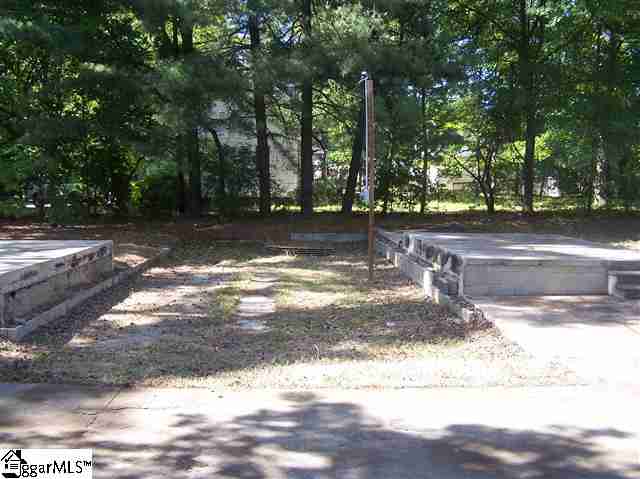 12 Donnan Road Taylors, SC 29687 - Photo 4 of 15 Gallery Image 4