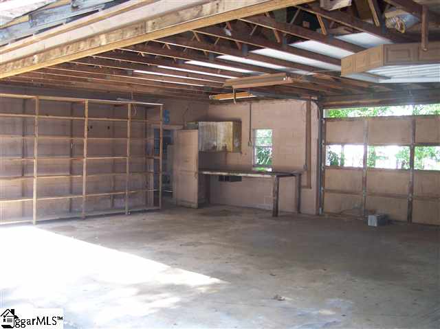 12 Donnan Road Taylors, SC 29687 - Photo 6 of 15 Gallery Image 6