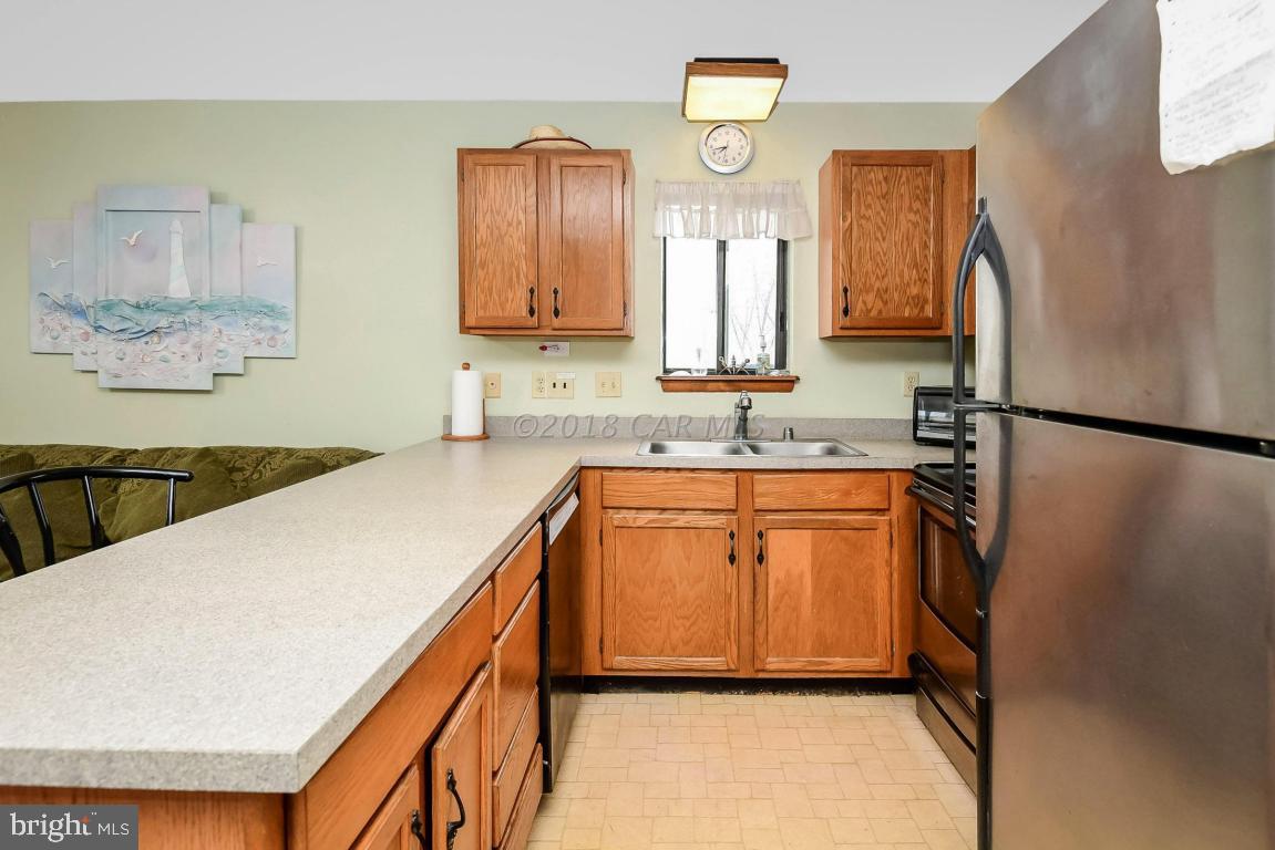 700 Mooring Road, Unit 2B Ocean City, MD 21842 - Photo 11 of 25 Kitchen