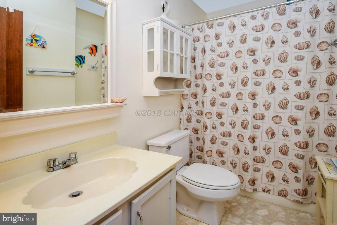 700 Mooring Road, Unit 2B Ocean City, MD 21842 - Photo 18 of 25 2nd Bath