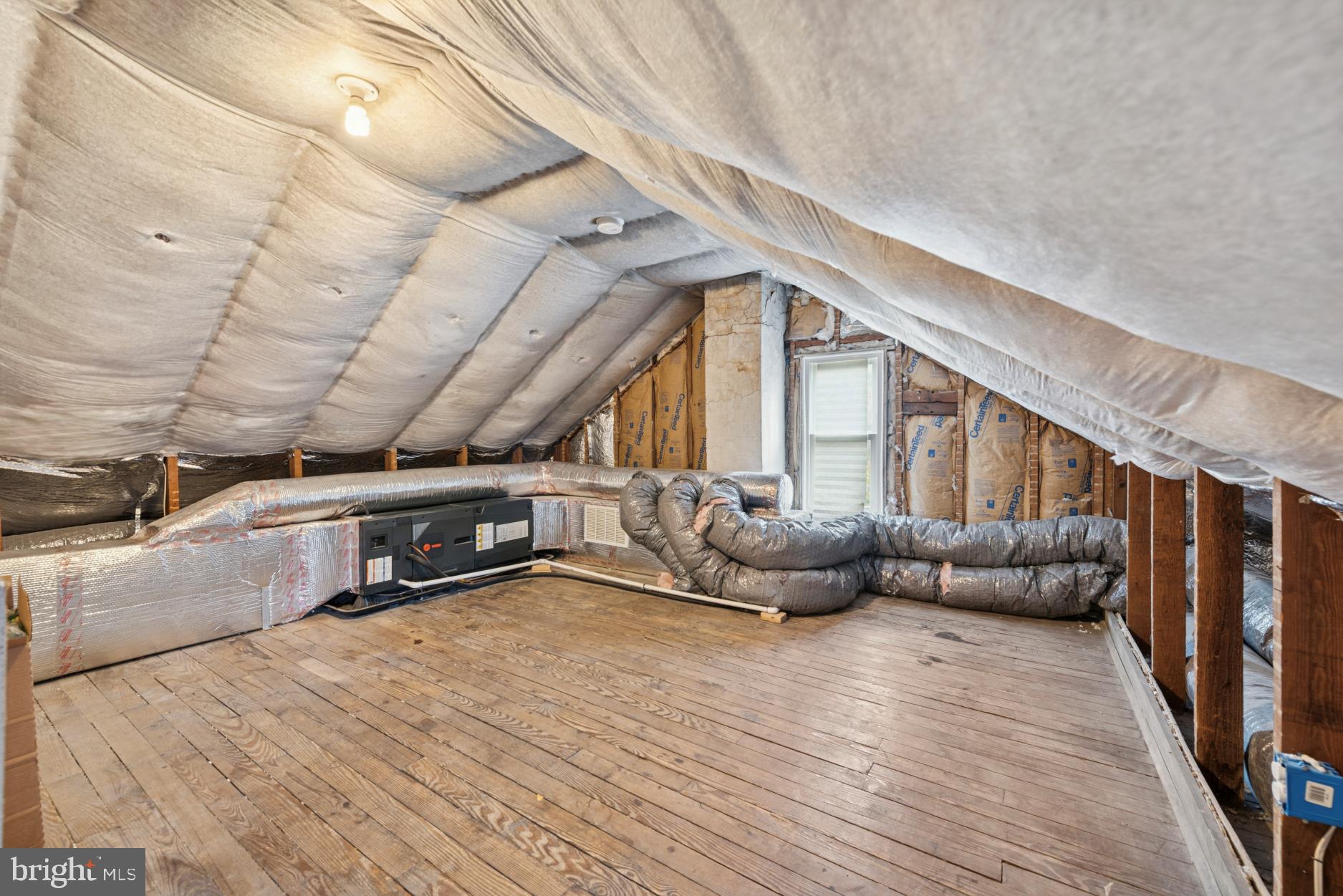92 Embreeville Road Downingtown, PA 19335 - Photo 22 of 30 a living room with furniture and a couch