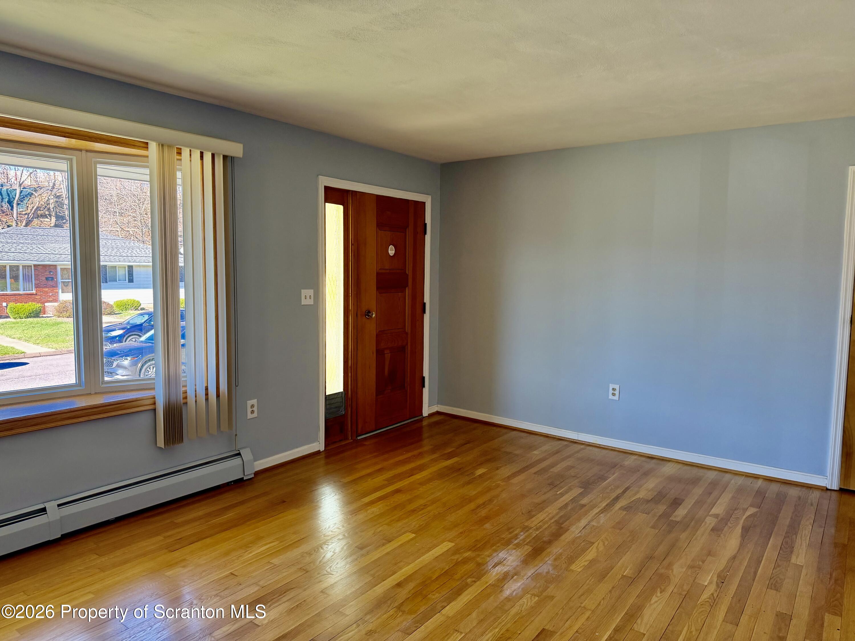 1001 Quarry Road Old Forge, PA 18518 - Photo 7 of 27 IMG_2271