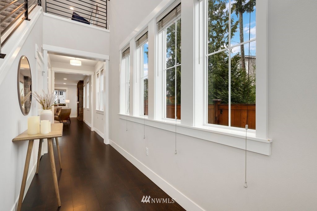 4327 223rd Place Southeast Bothell, WA 98021 - Photo 3 of 40 view of hall way with mirror