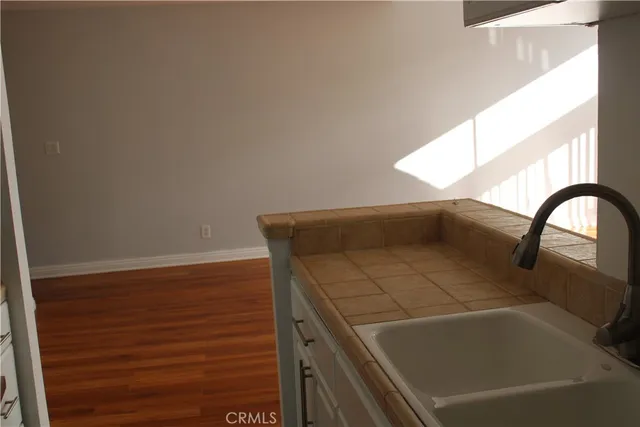 $2,800 | 5700 Etiwanda Avenue, Tarzana, CA 91356