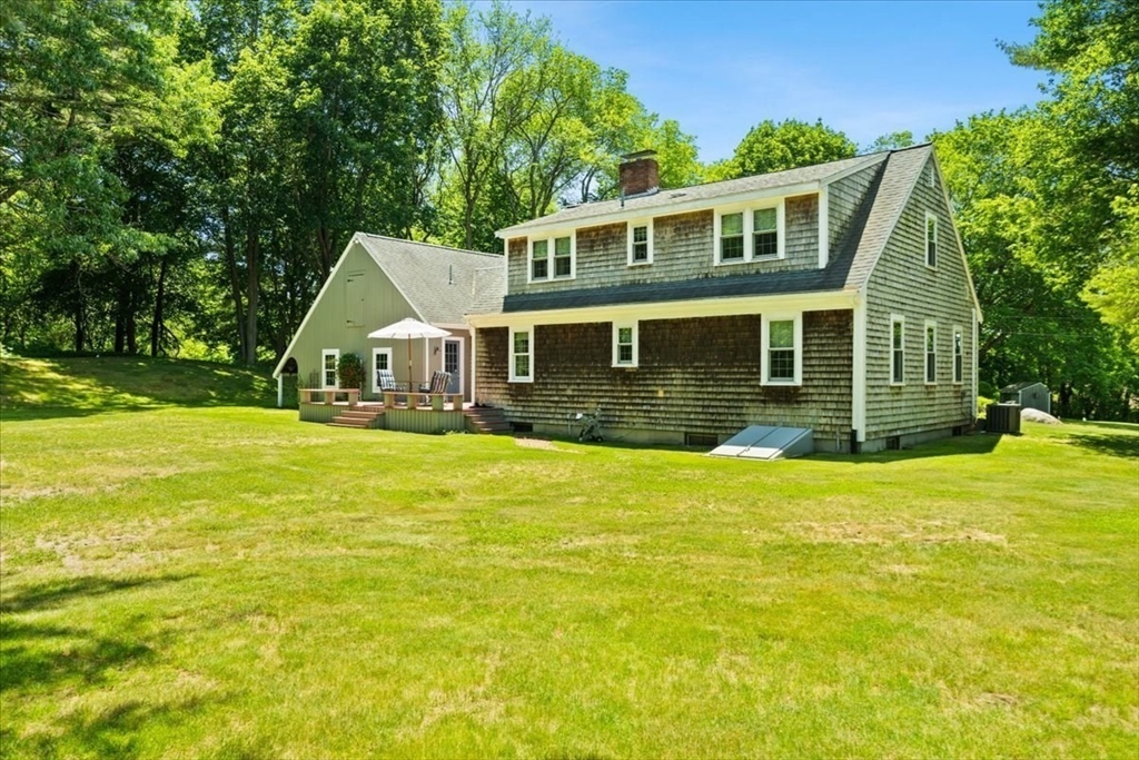 71 East Main Street Middleboro, MA 02346 - Photo 5 of 35