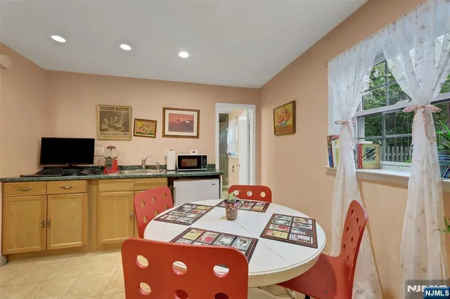 $999,000 | 1093 Sheridan Street, New Milford, NJ 07646