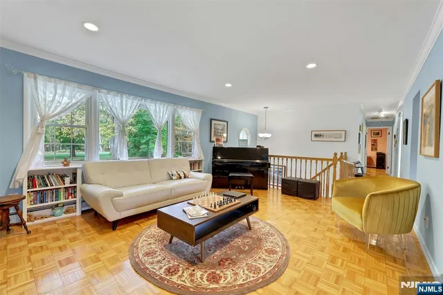 $999,000 | 1093 Sheridan Street, New Milford, NJ 07646