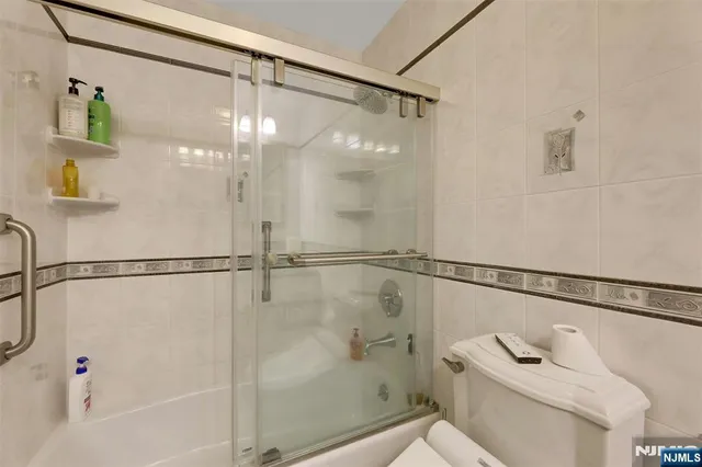 $999,000 | 1093 Sheridan Street, New Milford, NJ 07646