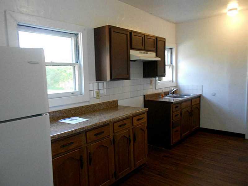 319 West Clark Street Springfield, OH 45506 - Photo 8 of 14