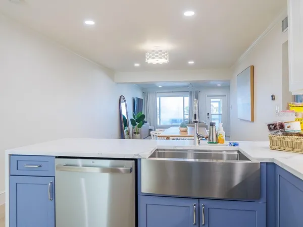 $917,000 | 454 63rd Street, Holmes Beach, FL 34217
