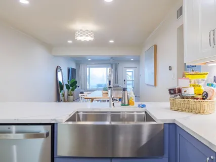 $917,000 | 454 63rd Street, Holmes Beach, FL 34217