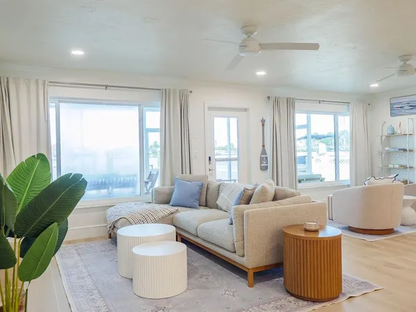 $917,000 | 454 63rd Street, Holmes Beach, FL 34217