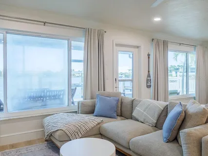 $917,000 | 454 63rd Street, Holmes Beach, FL 34217