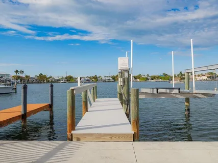 $917,000 | 454 63rd Street, Holmes Beach, FL 34217