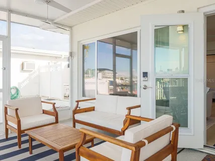 $917,000 | 454 63rd Street, Holmes Beach, FL 34217