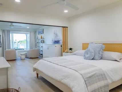 $917,000 | 454 63rd Street, Holmes Beach, FL 34217